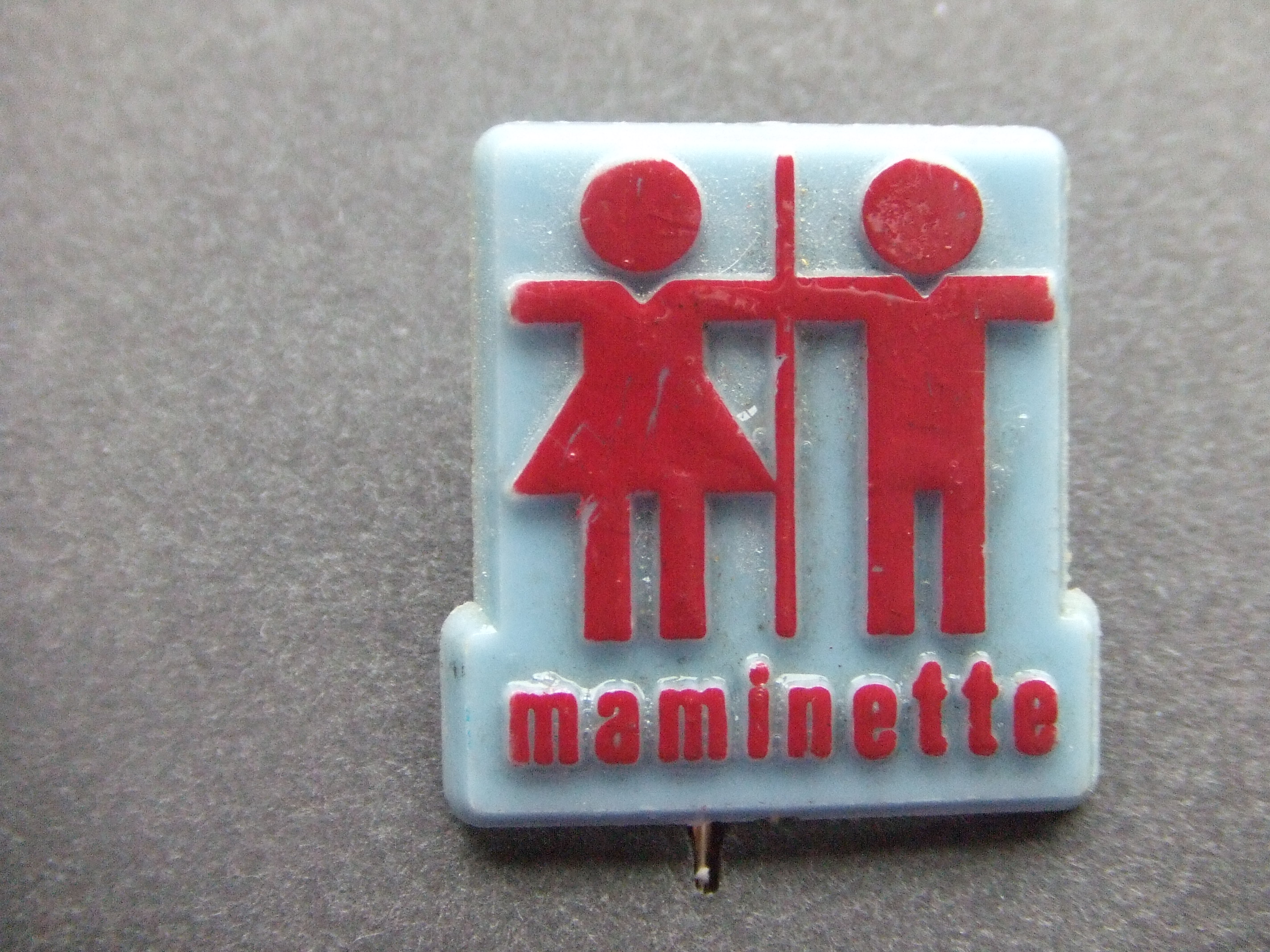 Maminette babyartikelen, Kinderkleding Amsterdam logo rood